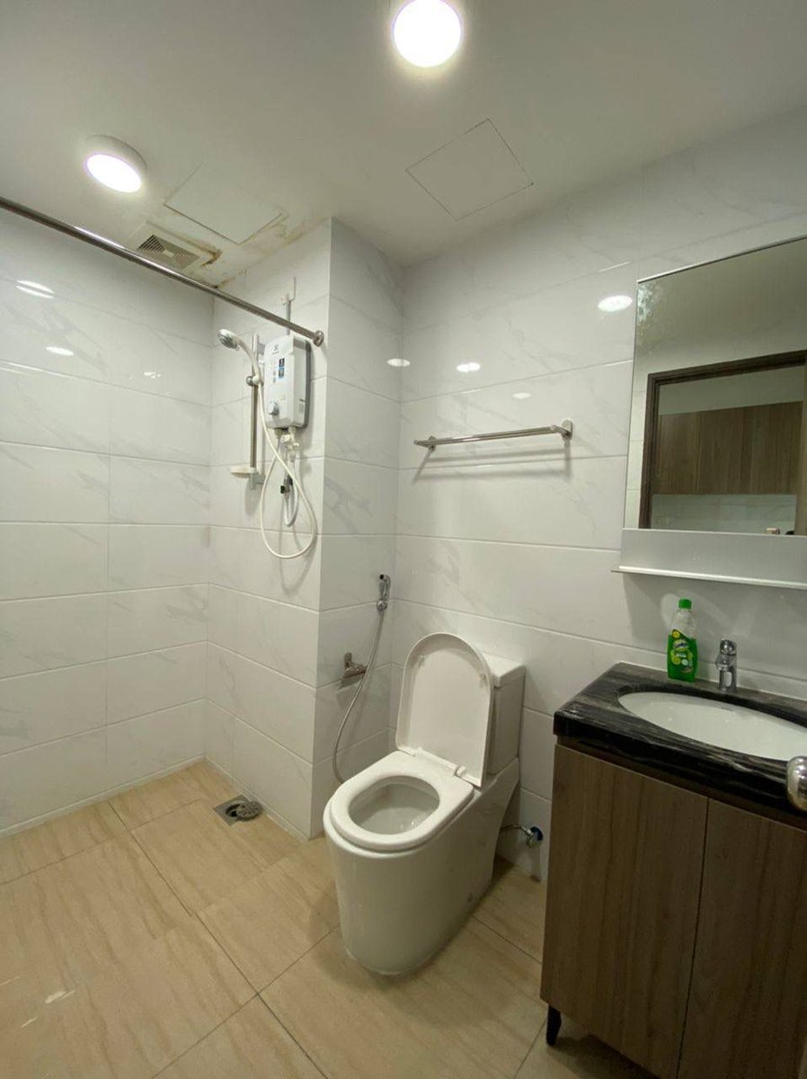 For Rent  📍📍
 
Property Name :Apartment Central Park 
Location : Tampoi 
Type : Studio 
Furnish: Partially Furnished 
 
Rental: RM750