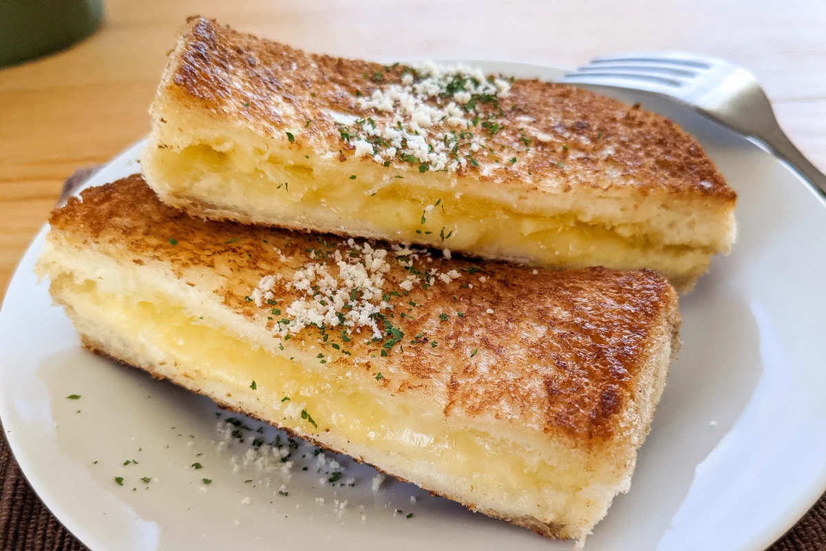 蜂蜜×チーズ×パンの組み合わせがたまらなく美味しそう！朝食にもぴったりそうな料理のレシピ！