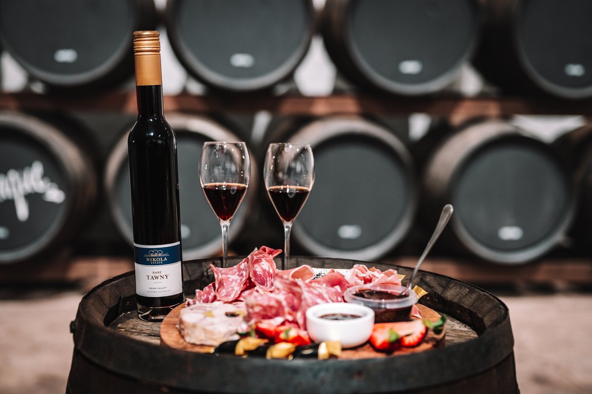 The Swan Valley has launched its newest trail, the Fortified Wine Trail, just in time for Christmas! Check out the link below to download the map & add this trail to your summer bucket list now! 🍷 destinationperth.com.au/swan-valley-fo… 📷 City of Swan #seeperth