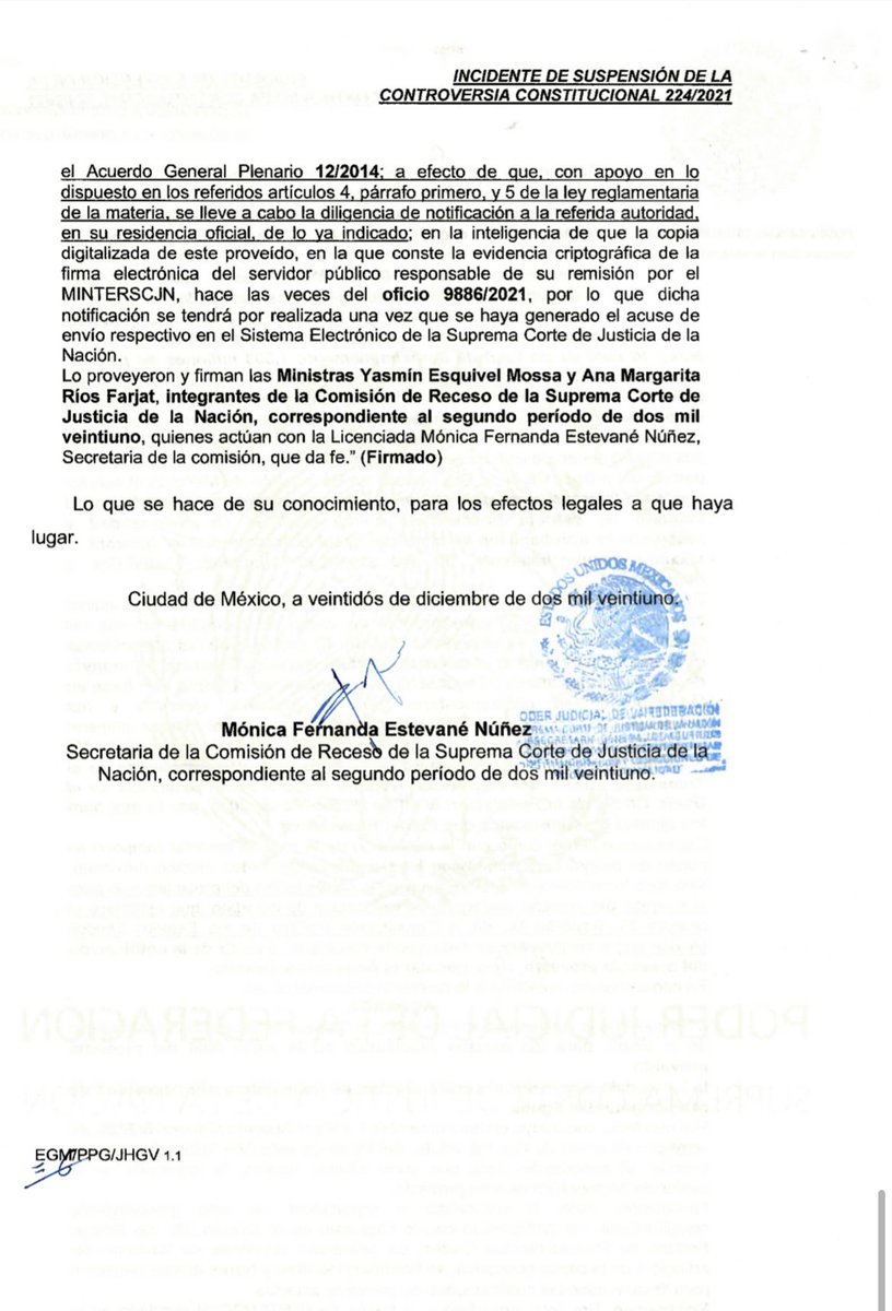 Sergeluna_S's tweet photo. Acabamos de recibir notificación de la @SCJN: nos da la razón, concedieron la suspensión que solicitamos en contra del acuerdo del INE. El proceso de revocación de mandato CONTINUARÁ en TODAS sus fases, en términos de la Ley de Revocación y el Presupuesto de Egresos. https://t.co/hndyvst2QD