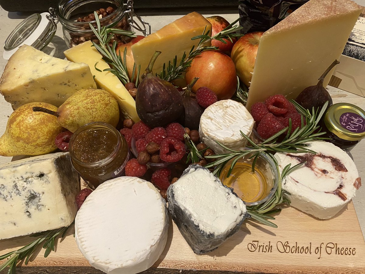 I’ll be on RTÉ Radio 1 just after 11am today to chat Irish Farmhouse Christmas Cheese with Philip @boucherhayes on @ClaireByrneLive 
& visit irishcheese.ie 

@RTERadio1 @caisireland @cheese_academy #christmascheese #cheeseandwine #irishfood #supportlocalbusiness