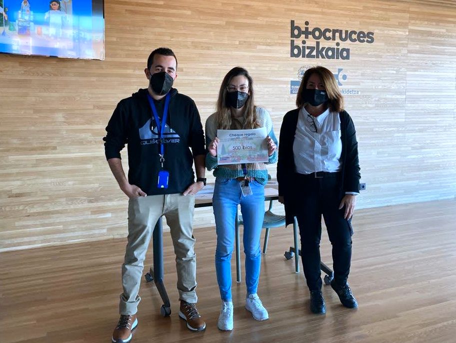 biobizkaia's tweet photo. El pasado lunes 20 de diciembre, tuvo lugar la entrega de premios de la II. edición del concurso de fotografía organizado por el Instituto de relacionado con la campaña de navidad 2021

https://t.co/hOtN4YSVjV https://t.co/leK3nQqr5G