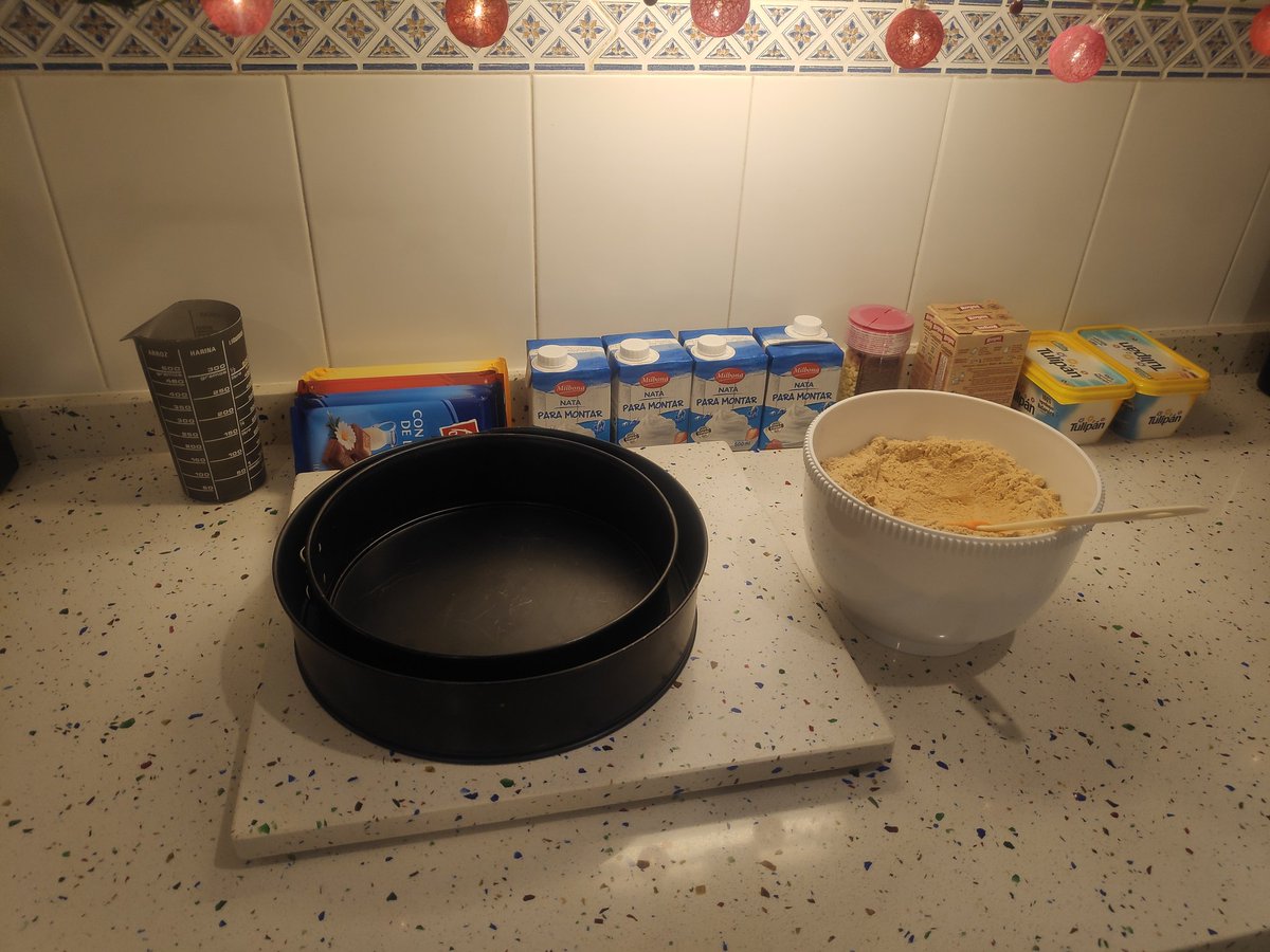 B4KuS1N's tweet photo. Todo ready para #Bakucina https://t.co/ivK6AGCQkY