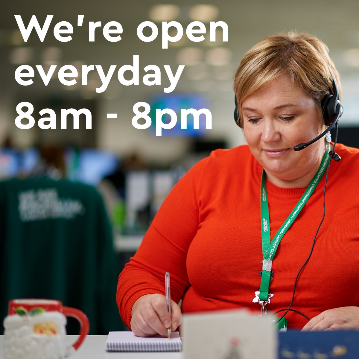 macmillancancer's tweet photo. We’re here to support everyone affected by cancer this Christmas 💚🎄

If you would like to talk to us, call our Support Line for free on 0808 808 00 00. https://t.co/g8cVZSb5Bs