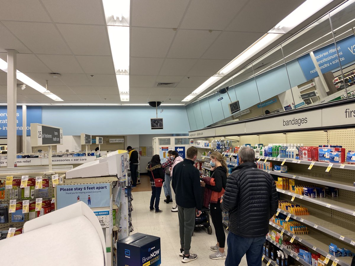 MediaTelcoDude's tweet photo. long pharmacy lines, empty store shelves, no Covid test kits. Not a foreign country. Walgreens store #07088.
In downtown Los Altos, Calif: store mgr Christian DeSilva says: get used to it. ain’t gonna get better. ⁦@Walgreens⁩  ⁦@WalgreensNews⁩ https://t.co/zd45vxFwqP
