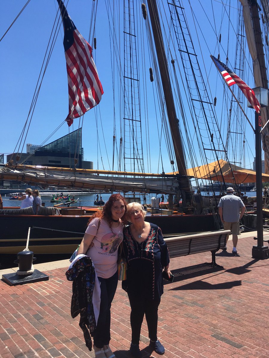 MrJRose78's tweet photo. @mindykaling @Zelle #ThrivewithZelle #sweepstakes My Mom has had quite a year - between health woes &amp; financial difficulties. This would mean the world to her as she’s my best friend!!! https://t.co/6GRVHVxPsE
