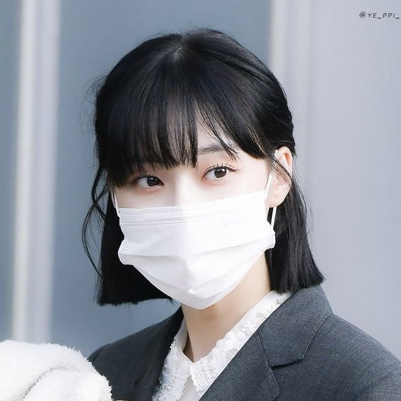 wintzki's tweet photo. all of my life
—a winrina au

after being accepted into her dream school, all minjeong wants is a peaceful year. except that becomes impossible when she catches the attention of the school’s “elite”—specifically their leader, yoo jimin. https://t.co/SO4aOEtj9x