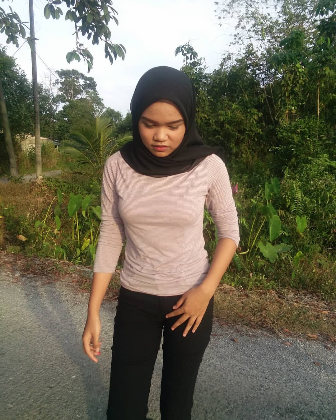 Tren Gaya Warna Jilbab Yg Harus Dimiliki Hijabers Warna Jilbab | My XXX