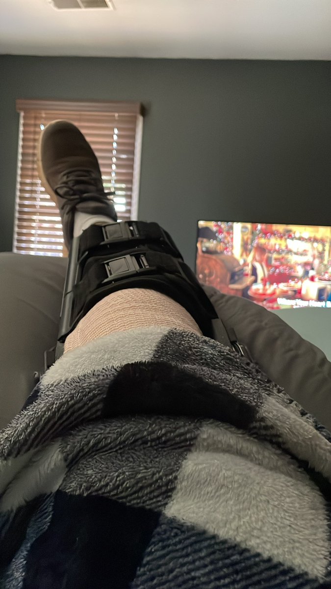 CastellKim's tweet image. $KTCastell
#CashAppGifting 
Could definitely use something like this to lift my spirits after knee surgery #RUPTUREDACL