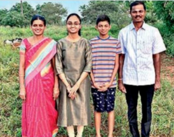 starrepublicind's tweet photo. Tamil Nadu: Erode girl awarded Rs 3 crore scholarship for US studies
#TamilNadu #student #ErodeGirl #3crorescholarship #USStudies https://t.co/FW7pM8ZzgO