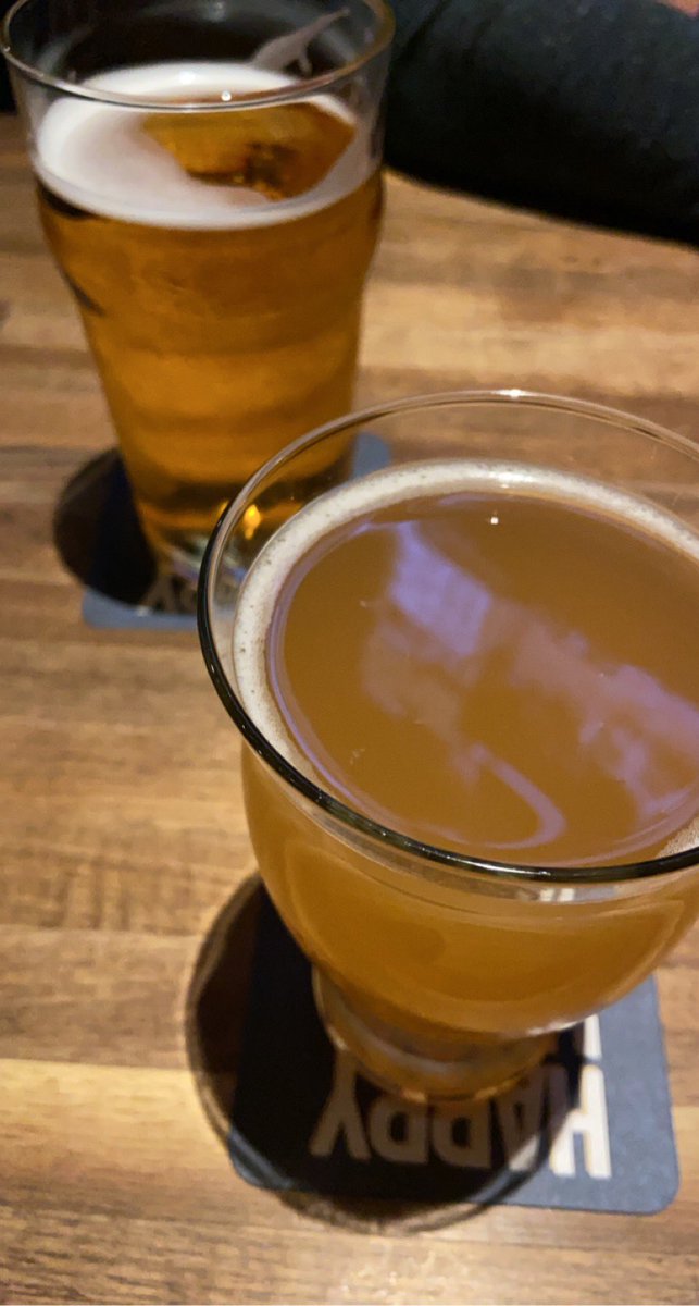 _Luci2019's tweet photo. Cider me pleeeease ๐๐ #HelloLover #AcePineappleCider #GuavaCider @AceCider https://t.co/R0SJs57faB