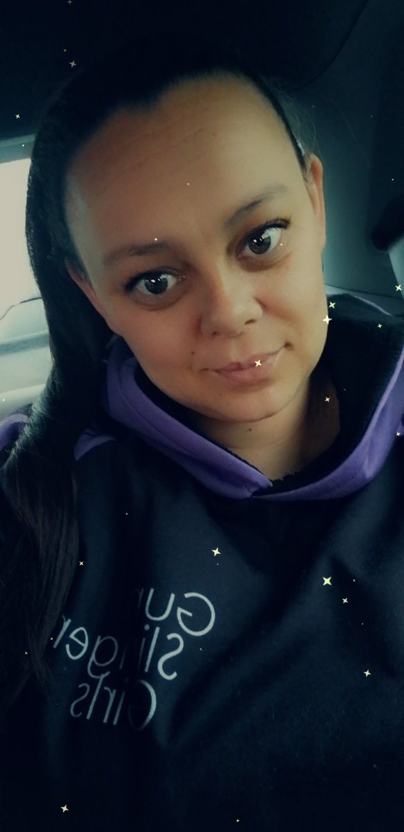 itZzQueeni's tweet photo. #GSGGirls #RainyDay #Purpleheart https://t.co/2dCIJ6DWke