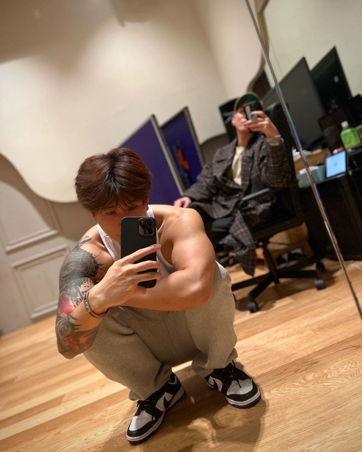 lechuga7773's tweet photo. Cómo dijo mi mamá "madre de Dios👁️👄👁️"
#브이에이브이 #St_Van
#뱀즈 #VAV #VAMPZ
@VAV_official @twt_VAV https://t.co/aHt8WFa9hw