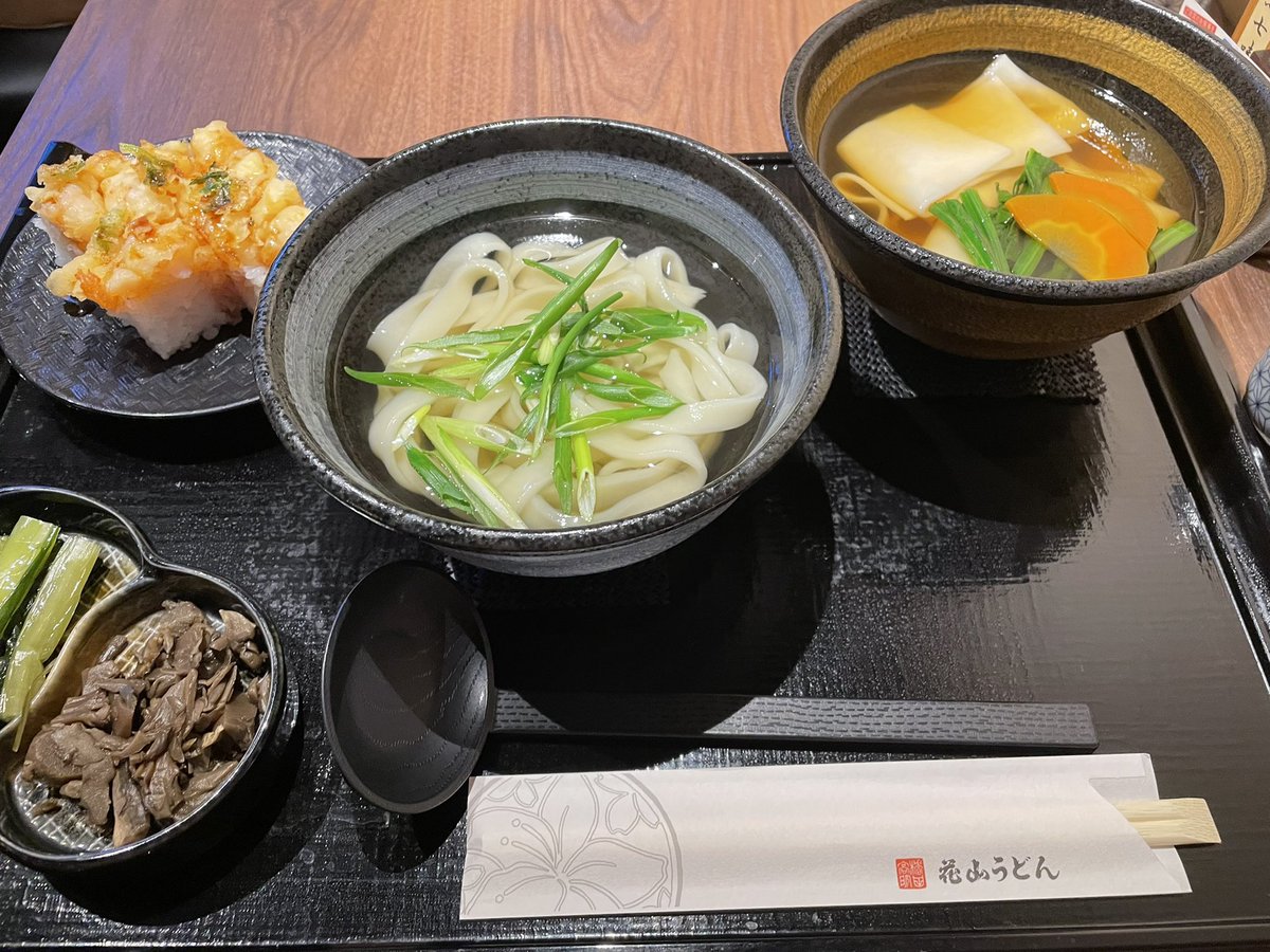 quicktrash's tweet photo. 美味しかった！
#花山うどん伊香保石段店 https://t.co/GI7N7jOxud
