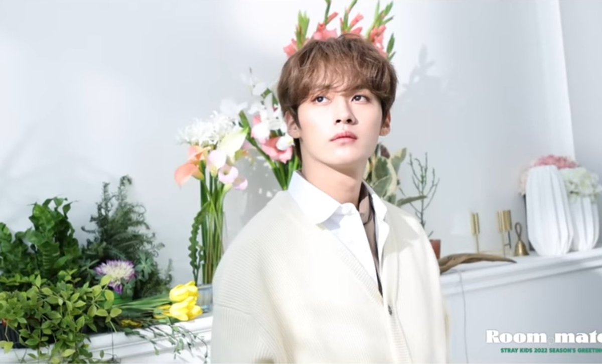 hyunat_'s tweet photo. #LeeKnow 🍀 https://t.co/dn0bFH4RK4