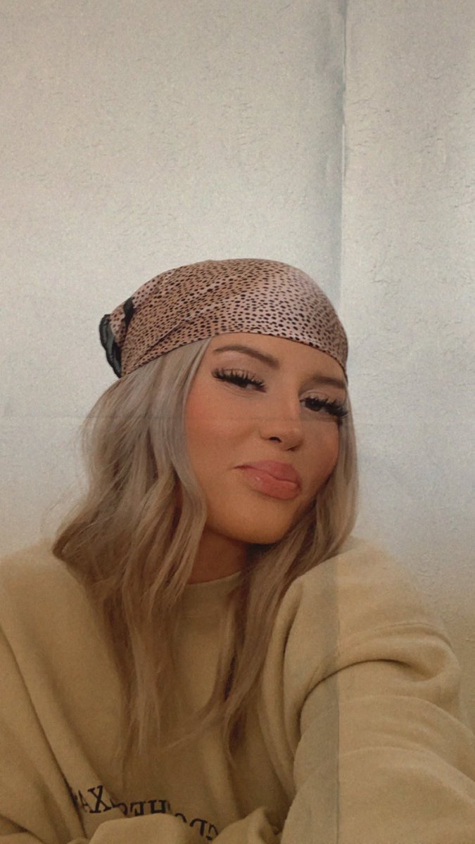 macieleigh_'s tweet photo. xoxo https://t.co/nBf08HBTLy