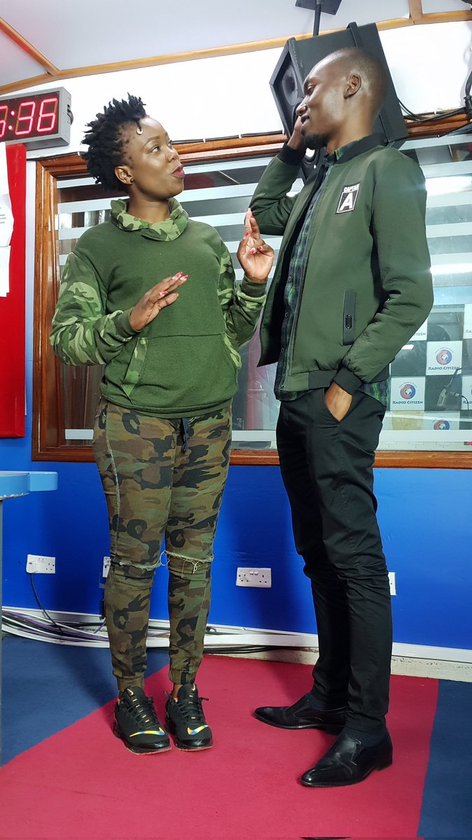 Radio Citizen (@radiocitizenfm) on Twitter photo Porojo huanza hapa 😂😂.
Awamu ya mwisho #JamboKenya na <a href="/MelodySinzore1/">MelodySinzore1</a> <a href="/josephnjane1/">Joseph Njane</a>. Upo?
#JamboKenya
#RadioNumberOne Porojo huanza hapa 😂😂.
Awamu ya mwisho #JamboKenya na <a href="/MelodySinzore1/">MelodySinzore1</a> <a href="/josephnjane1/">Joseph Njane</a>. Upo?
#JamboKenya
#RadioNumberOne