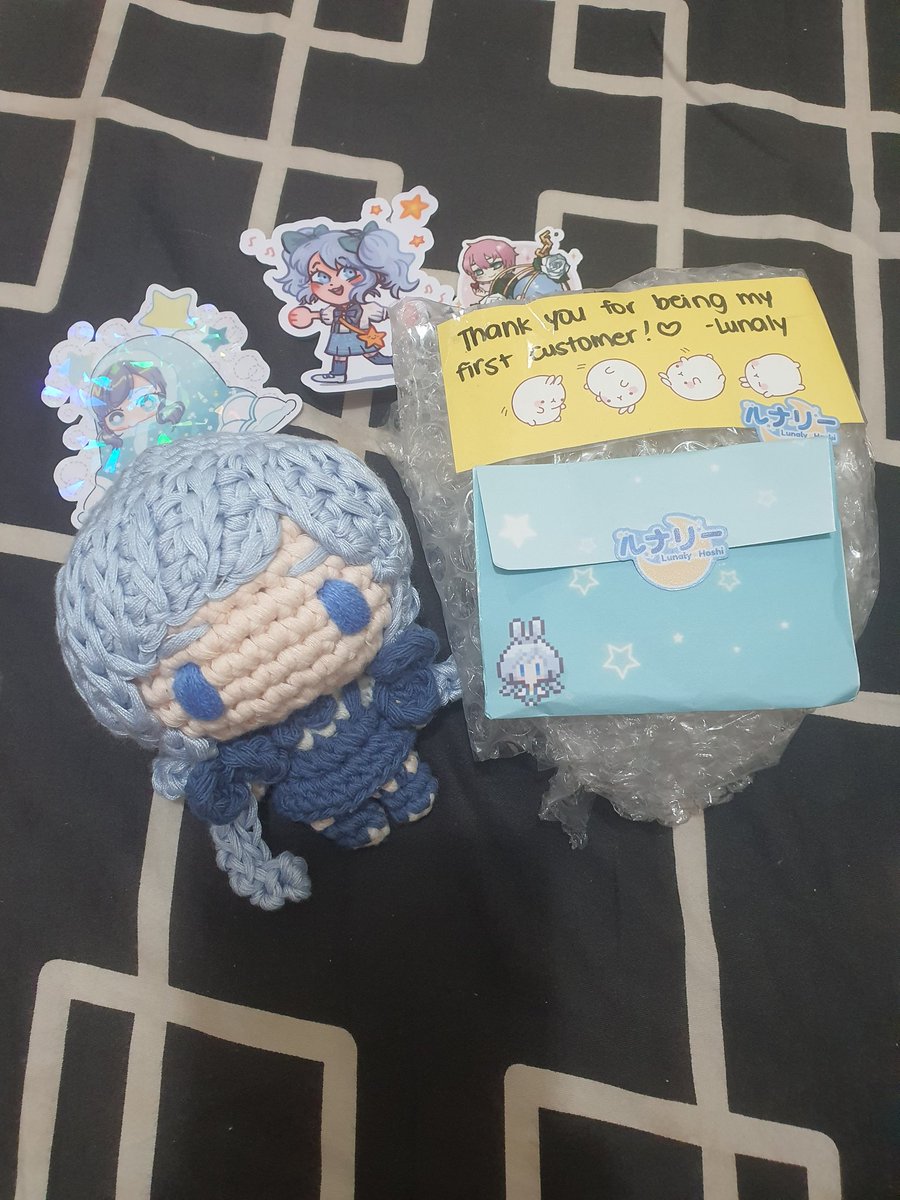 KannariNari's tweet photo. Mission accomplished!
Got @LunalyHoshi's doll! :D
She didn't know I bought it coz' I asked a friend to buy it for me :D
Grab yours now! Hahhaha!
#KannariNari #NariAlive #ThunderclapOfDeities #UltimaWaifu #Nari #ENVtuber #PHVtuber #VtuberUprising #おはようVtuber https://t.co/l9ADjkFCgC