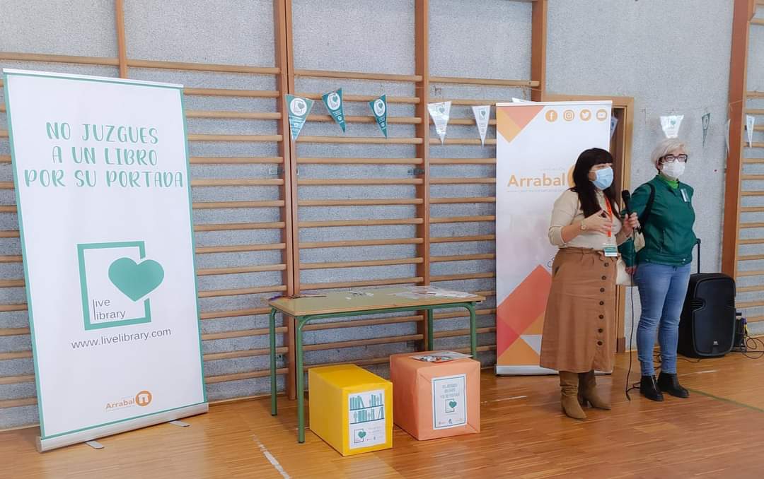 ArrabalAID's tweet image. La emprendedora del #sectornaval Isabel Oliva Chaves en #Livelibrary #EstereotiposdeGénero #CooperaciónInternacional @ayto_chiclana: &quot;Siempre en esta vida recibí un NO, pero eso me hizo luchar por hacerme un hueco y seguir
 con la tradición familiar, #luchandocontramuchasmareas&quot;.