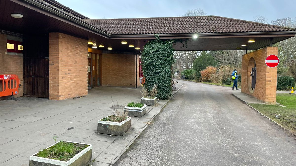 ChemistsScorah's tweet photo. Need your vaccine today? Call in to Trinity Methodist Church - SK3 8TL - NO QUEUES. Moderna and Pfizer available. GET VACCINATED TODAY! Open until 8pm! @NHSStockportCCG @StockportMBC https://t.co/EQOoBSCw1B