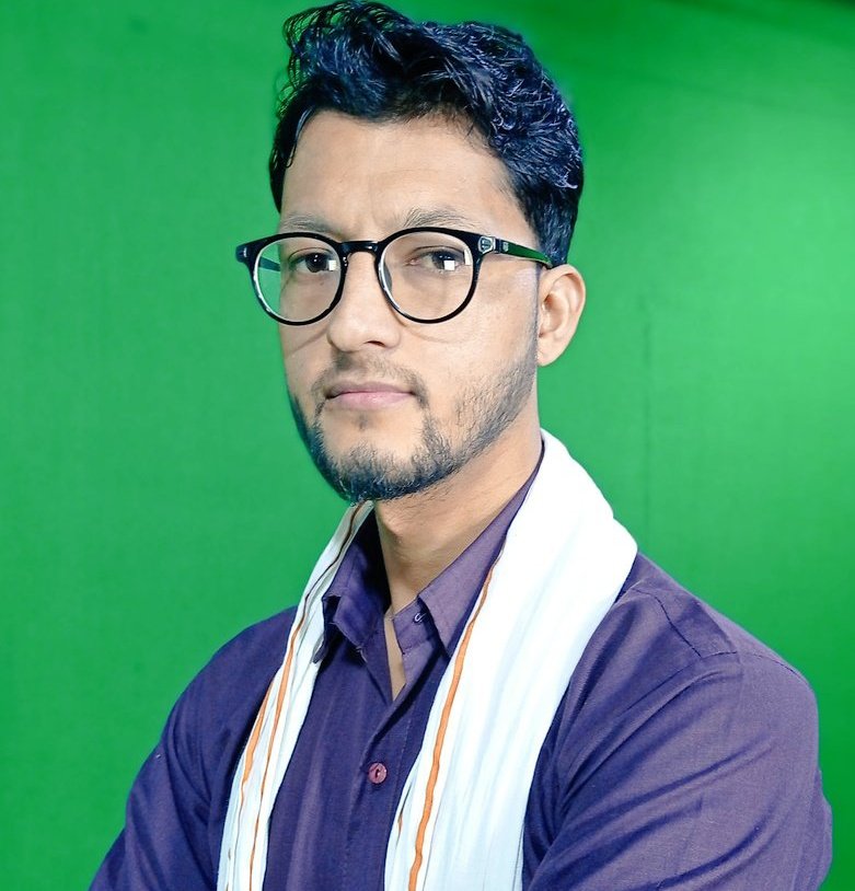 mehraprakash23's tweet photo. Life never stops without anyone,
But even this does not pass without loved ones.
@TejpalRawat14 #bbcstudio
#prakashmehra https://t.co/jfLBPwqTtM
