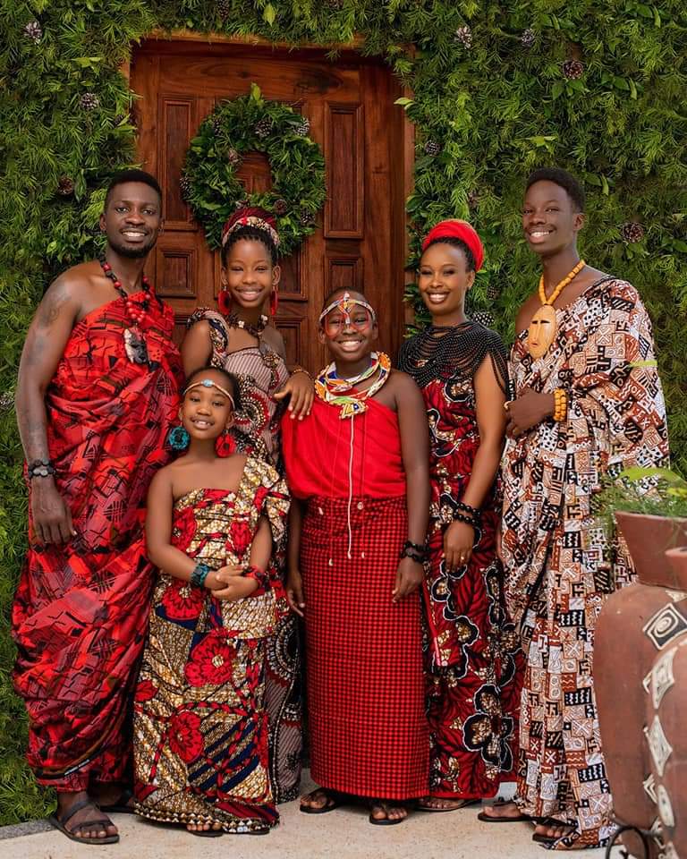 BadmanGadgetUg's tweet photo. The first family ❤️ https://t.co/JrXadiDN3p