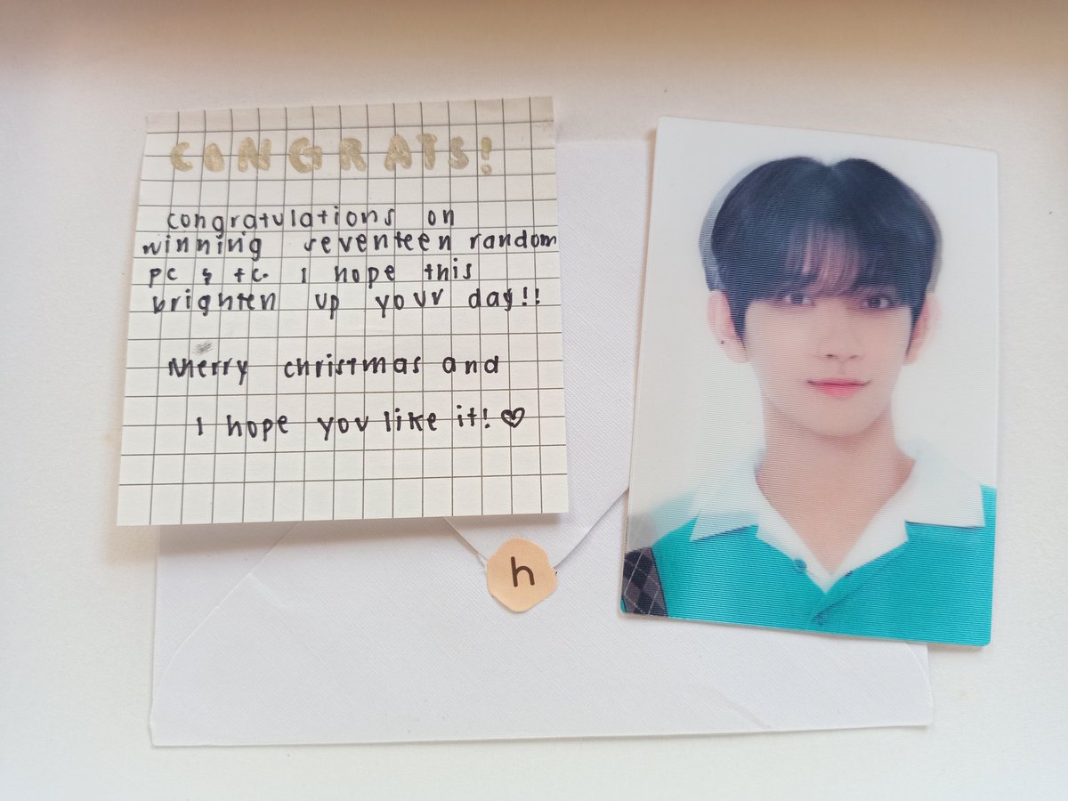 heessentialls's tweet photo. -ˏˋ  #rie_feedbacks ˊˎ-

ㅤㅤㅤ↷hi! thank you so much for this giveaway @the8parinbiasko  the parcel arrived safely today, salamat so much for the random seventeen pc and tc ʕ ꈍᴥꈍʔ 

this means so much to me :> merry christmas 🎄⛄ https://t.co/hgNtCWglhC