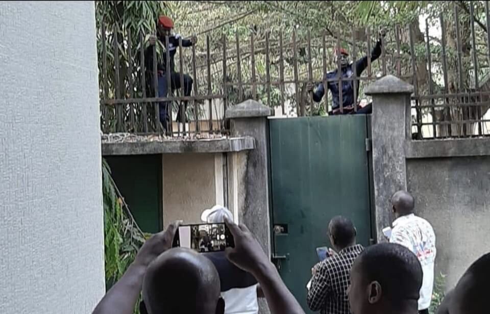 BorisKando's tweet photo. L’Honorable @kando_soumahoro, mis aux arrêts à cette date du 23 Décembre, avoue tristement :

"Le 23 Décembre 2019 a proclamé la victoire de la reconnaissance sur l’ingratitude, de la bonté sur la méchanceté, du bien sur le mal, de la compétence sur le copinage. Dieu merci." https://t.co/PGes1Vesed