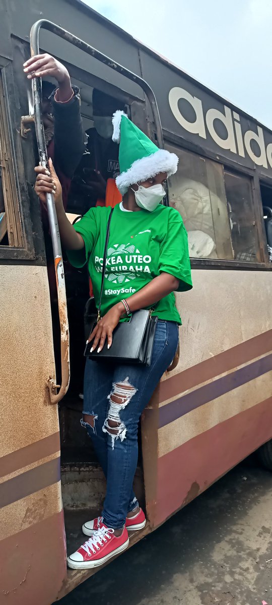 KenCollective's tweet photo. It's a good day to get your fare paid by @SafaricomPLC 🤤

#UteoWaFuraha 
#TwendeTukiuke https://t.co/JJgjByUa8r