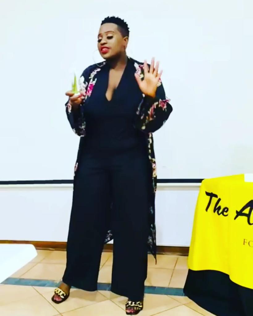 MalemaDineo's tweet photo. I used to Care.....
What People thought about Me until One Day I realised that I CAN'T PAY MY Bills with their Opinions...
#Do_You
#extraincomeonline #newopportunities #extraincome #bosslady #businesswoman https://t.co/RtOo9u4Ubo