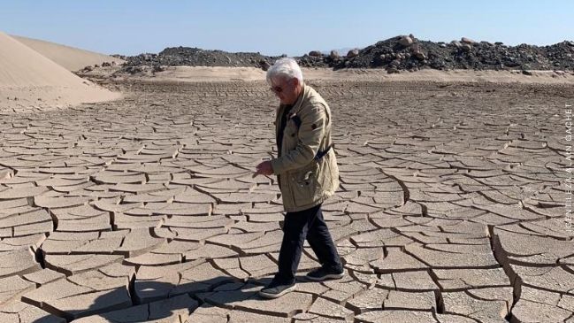 Revista del Campo 📰 | Alain Gachet, experto en física y mecánica cuántica, quien mapeará los acuíferos subterráneos del país con tecnología de uso remoto, insiste en que esa información es la clave para planificar el uso del agua.
👉bit.ly/3qkgyVv