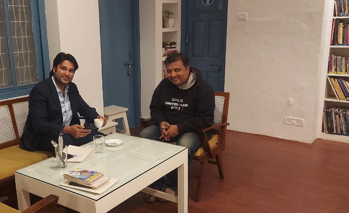 Cafe16_SN's tweet photo. Thank you so much @IamAkashDNayak for coming down to our Cafe and for all your words of appreciation. We look forward to hosting you and Team UDRA again and again @SujitBakul https://t.co/3hkODEZfRX