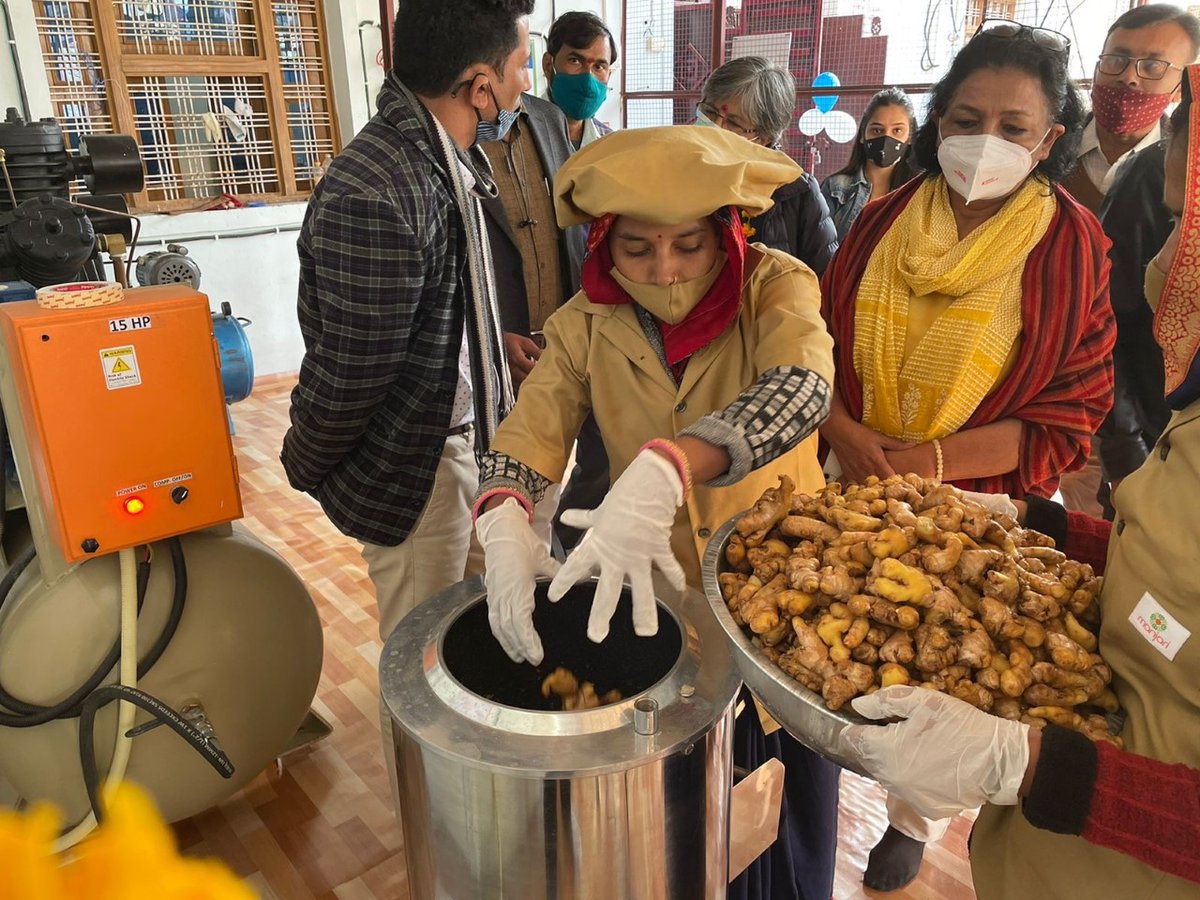 unwomenindia's tweet photo. Spice factory in Baran (Rajasthan), inaugurated by @kantasingh_ Country Prog. Manager, #SCEprogramme @unwomenindia &amp; Madhu Khetan, Integrator @PRADAN_India. A big step forward for our SCE candidates! @manjari_org (1/2) https://t.co/1DrzlSLtW4
