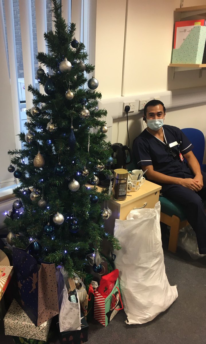 Our team Secret Santa, plus a little visit from Rudolph with presents for anyone unlucky enough to get poorly and need to visit us on Christmas Day! 
Feeling the love and festive spirit ❤️💚🦌🎄🎁
⁦⁦@QAHospitalNews⁩