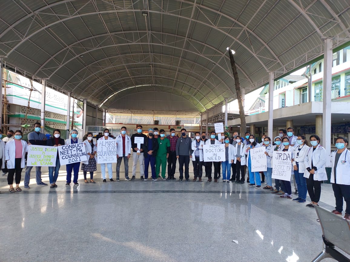 JrdaRims's tweet photo. Today's protest by @JrdaRims against the delay in NEET-PG 2021 counselling in solidarity with @FordaIndia and other RDAs. 
@MoHFW_INDIA, @PMOIndia &amp; @OfficeOf_MM expedite the counselling process
 #neetpg2021counselling #expediteneetpgcounseling 
#NEETPG2021 https://t.co/b099u8a5vD