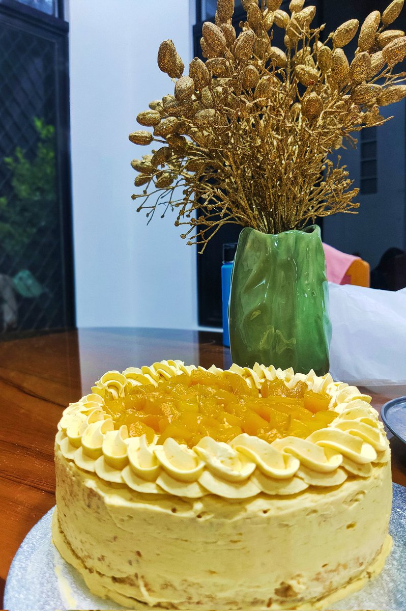 CapFernandez1's tweet photo. Dili na kahulat ug ugma.😅
Karun nalang kaunon. 
Every day is Christmas, not just Dec25.
Salamat Lord for a long holiday.😀 https://t.co/dCWAJqOHwW
