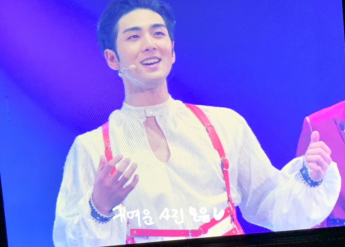 ONpoint_0315's tweet photo. 211223 알타보이즈 

축복합니다 https://t.co/0p4F3lVOeY