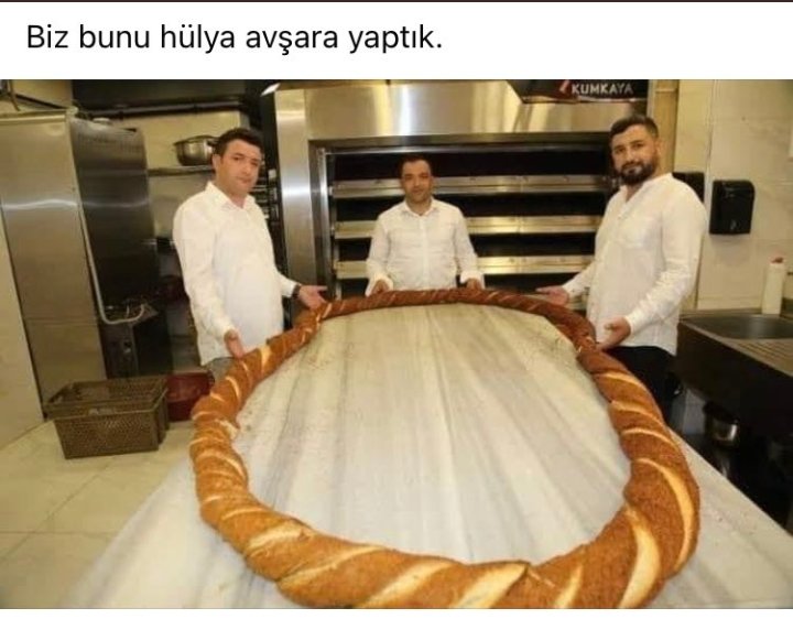 хлеб иезекииля. самый большой крендель в мире. самый длинный. самый длинный багет. гигантский хлеб.