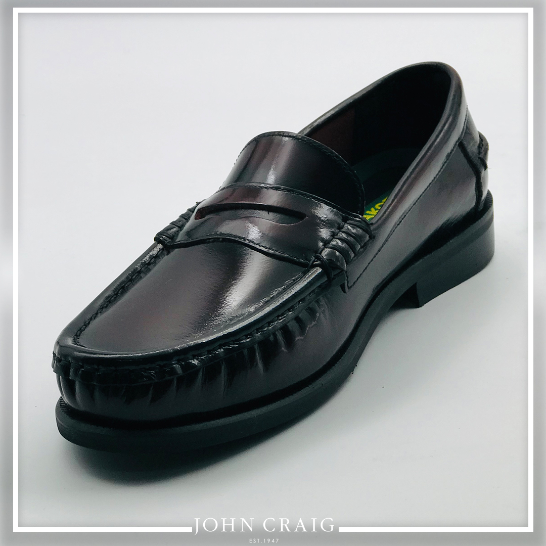 JohnCraigSA's tweet photo. With hand-stitched styles by local and international craftsmen, Dakotas brings together the fashion of Europe with the South African spirit. Now available at John Craig.

#Dakotas #SASpirit #NowAvailableAtJC https://t.co/MXJCHhJuYS