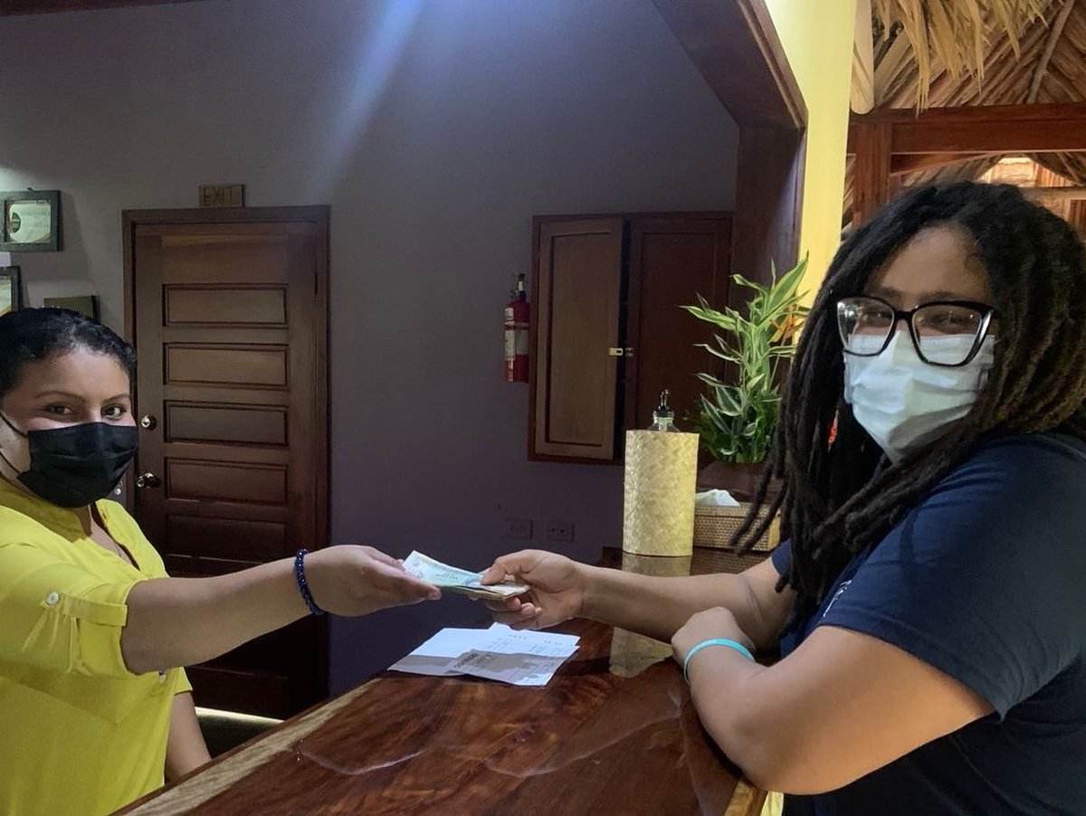 CrocResCoal's tweet photo. Thank you to Turtle Inn and Inky's for providing a monetary donation to the CRC so that we may host a youth wildlife workshop in January for the kids of San Roman.
#kidscamp #wildlifenonprofit #crocodileresearchcoalition #donations
#Belize #wildbelize #Gracias2021 https://t.co/xyVj3xueq8