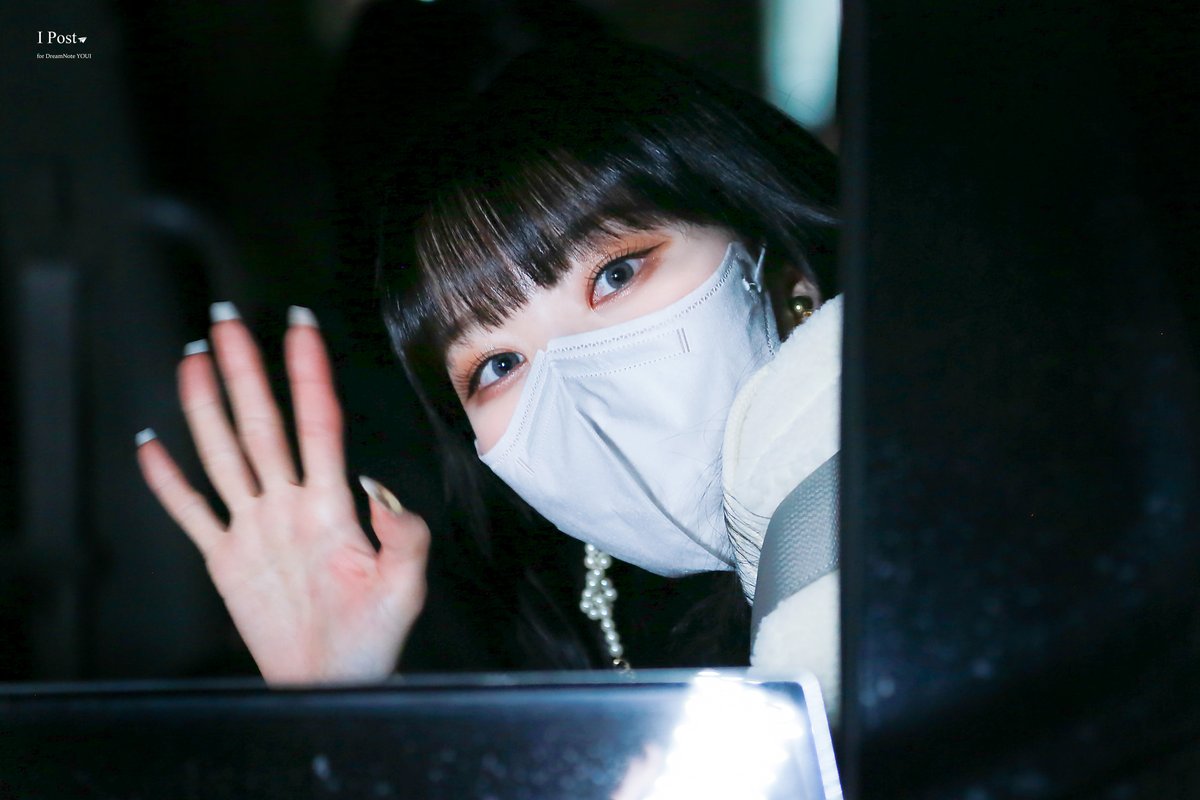 YOUI_Post0424's tweet photo. 211210 메이크스타

퇴! 근!

@iMe_Dreamnote

#드림노트 #DreamNote #유아이 #YOUI #김지현 #GHOST https://t.co/0ApwTRYFz0