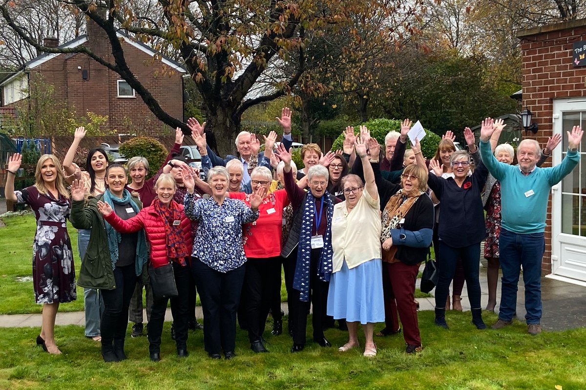 Still trying to think of a new year resolution? Why not offer a few hours a week to Beechwood and volunteer for us! 

“Give volunteering a try! There’s so much you can do and learn and helping others always feels good.”
 – Beechwood Volunteer

beechwoodcancercare.org.uk/volunteering/a…