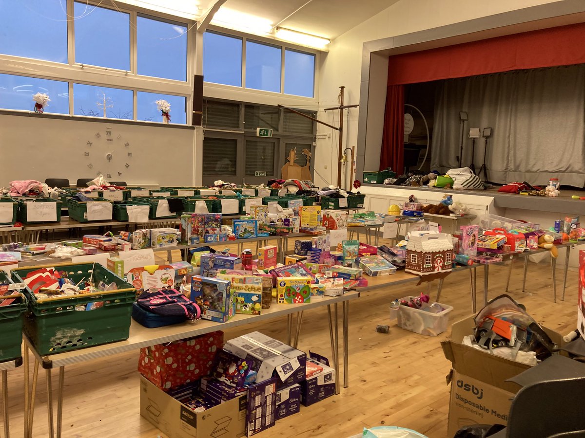 Ayrshire Food Hub (@ayrshirefoodhub) on Twitter photo Our Community Outreach Team: Stacey, Gemma and Julie did an amazing job of collecting and dropping off all the <a href="/Nightbeforechr1/">Nightbeforechristmascampaign</a> presents that we received at the Hub😀
A great big bundle for a great cause, added to so many other donations!
#Charity #Ayrshire #Christmas2021 Our Community Outreach Team: Stacey, Gemma and Julie did an amazing job of collecting and dropping off all the <a href="/Nightbeforechr1/">Nightbeforechristmascampaign</a> presents that we received at the Hub😀
A great big bundle for a great cause, added to so many other donations!
#Charity #Ayrshire #Christmas2021
