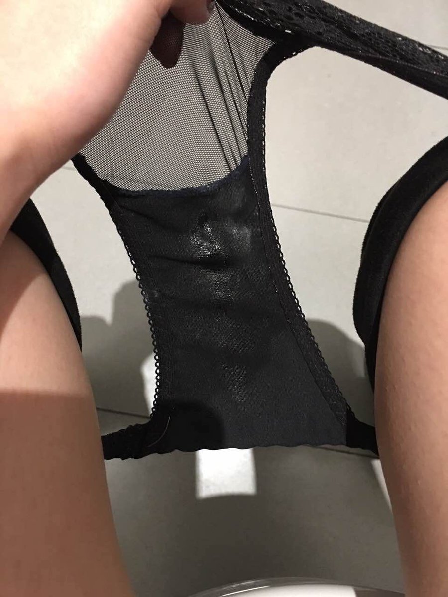 想把自慰棒换成大鸡巴，表面清纯实际上就是闷骚，我不得不承认自己是个反差。