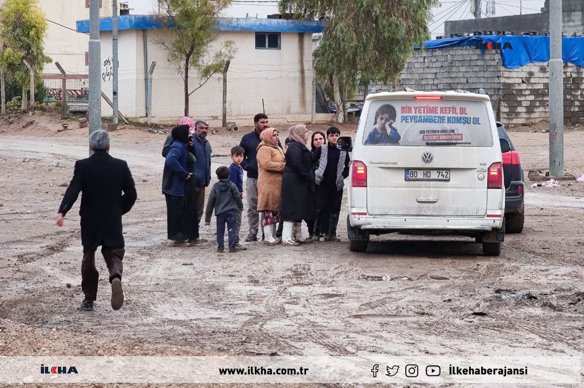 ilkeHaberAjansi's tweet photo. Yetimler Vakfı Erbil'de yaşanan sel felaketinde mağdur olan yüzlerce aileye yardım eli uzattı

https://t.co/2j7oK6Ou8C https://t.co/Kv35ew0lzy