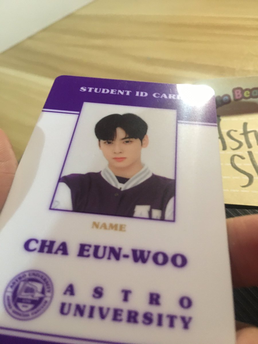 Astro_shoppe's tweet photo. MEMBERSHIP KIT STUDENT EUNWOO ID CARD 

2,000+ lsf 
RARE https://t.co/osfYEzRAwV