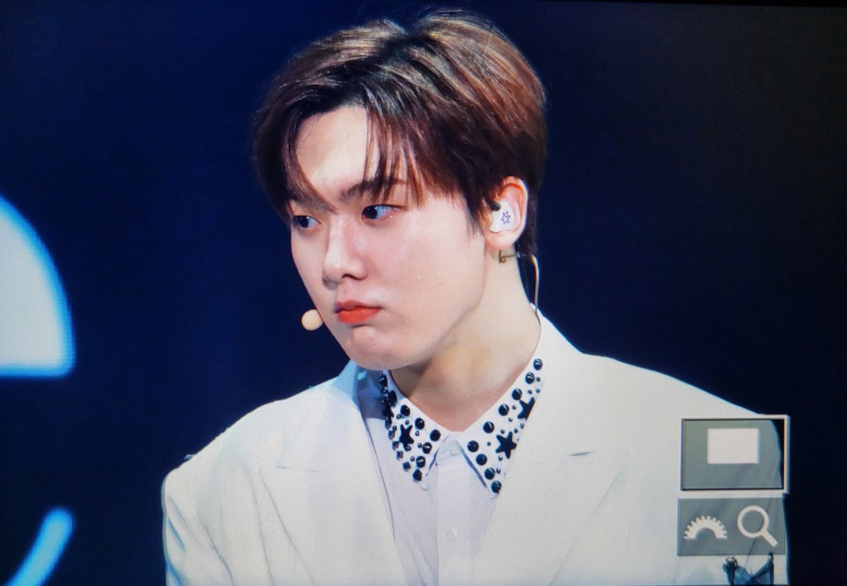 yoonsanhakr's tweet photo. 211223 귀여워🥺🥺🥺

#아스트로 #윤산하 #산하 #SANHA #ユンサナ @offclASTRO https://t.co/aGDMTSvA5f