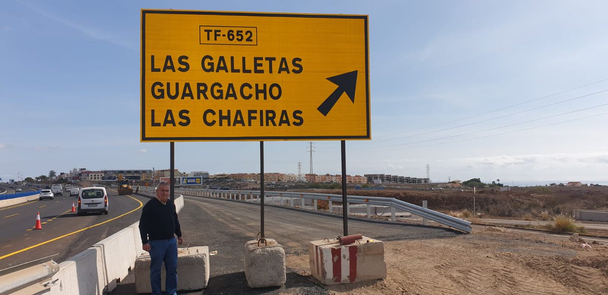 AytoSanMiguelA's tweet photo. Durante la tarde de hoy se abrirá el acceso nº 6 desde la TF-1 (#obras nuevo enlace #Oroteanda), con entrada a #LasChafiras y #Guargacho.
Además, parte de los desvíos vuelven a su situación inicial.
La próxima semana se abrirán otros accesos a la #TF1. Les mantendremos informados https://t.co/FQ6tjBZlMJ