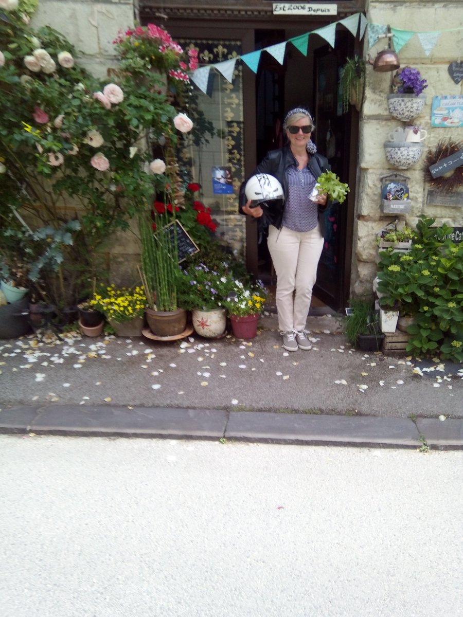 ChezDolan's tweet photo. My dear friend Hazel a.k.a. for those who can remember...Cathy Gale... popped over whilst I was having my hair coiffured and she cleaned my kitchen floor and did all sorts of magical transformations to #TheFrenchKitchen...which by the way is a great and much loved book! https://t.co/pHlswAAYCG