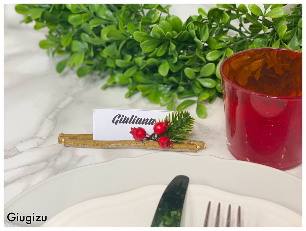 Giugizu's tweet photo. Nell'ultimo post + #video della mia serie natalizia condivido con voi il #tutorial per realizzare dei #segnaposto perfetti per la vostra #tavoladiNatale
Se volete saperne di più fate un salto sul blog
#faidate #Natale #creatività #fattoamano https://t.co/YXffVG0EzY https://t.co/Nsxo5WYrKB